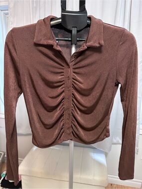 Garage Brown Ruched Button-Front Long Sleeve Shirt